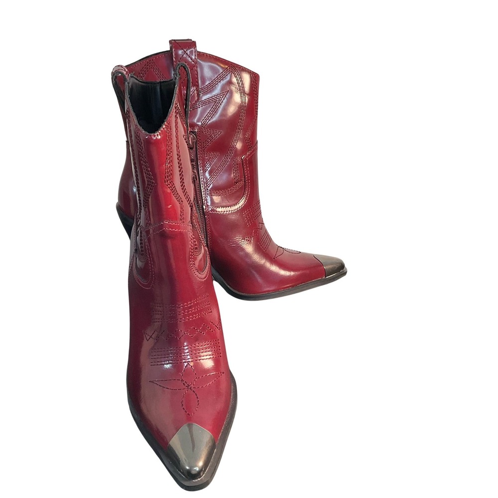Gianni Bini | Chaney Patent Leather  | Western Booties | 5.5m